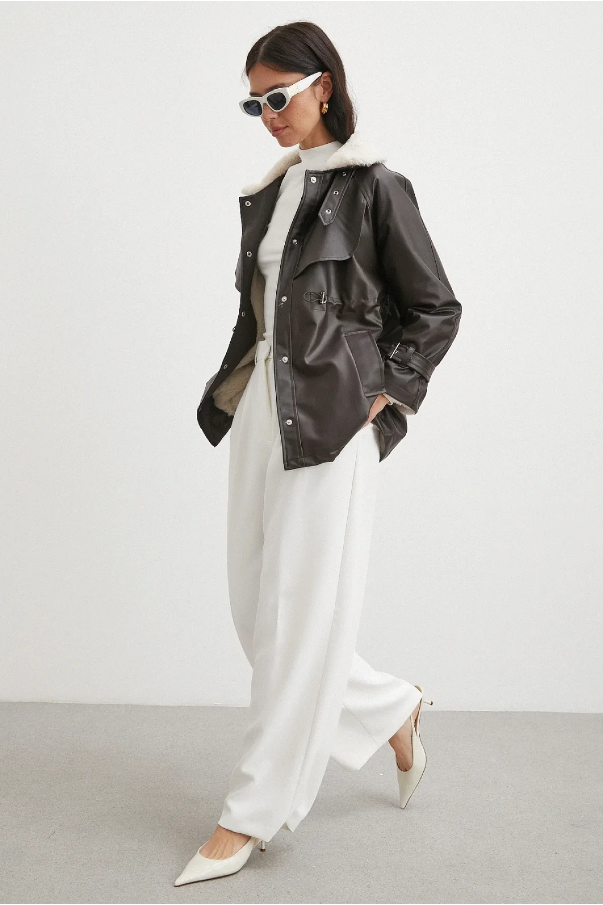 Kürklü Yaka Detaylı Deri Ceket Kahve