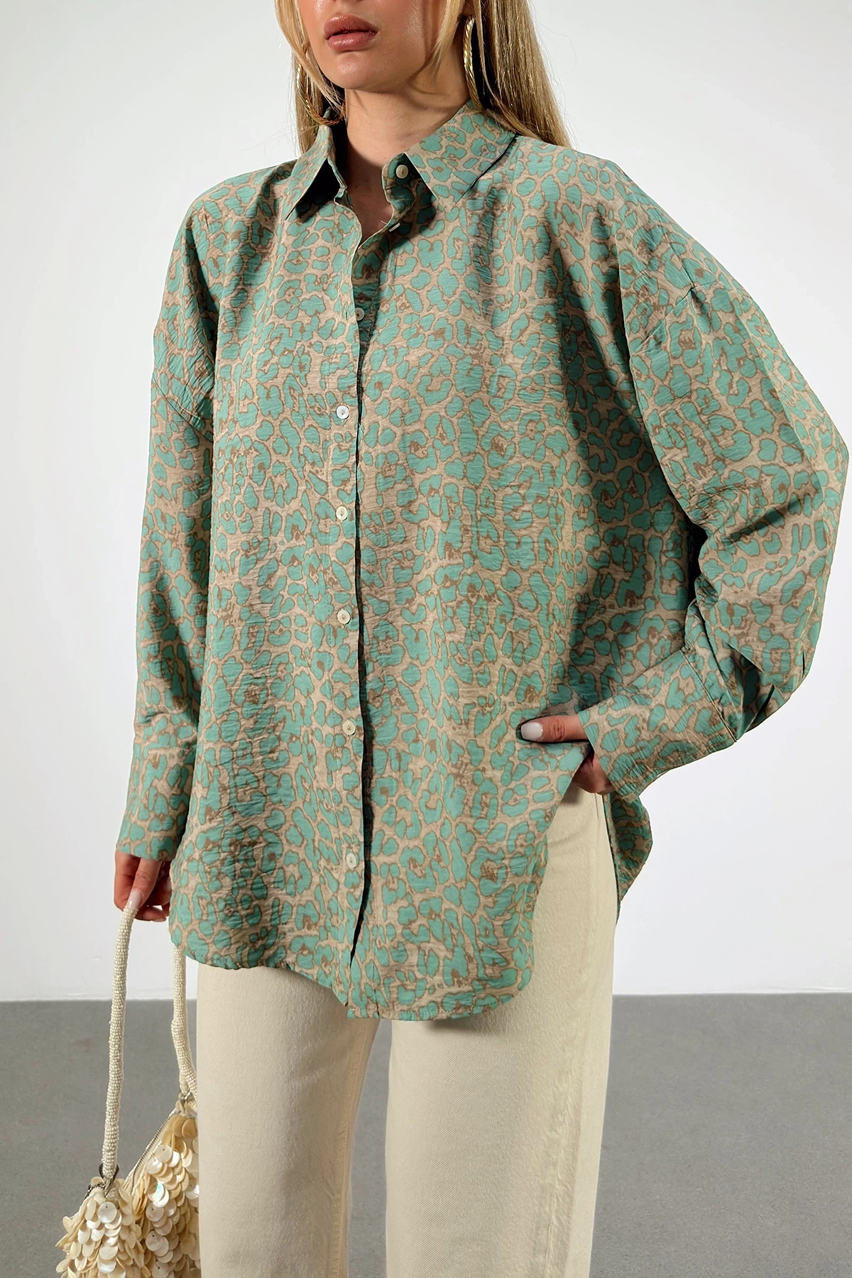 Leopar Desen Javanez Gömlek Yeşil