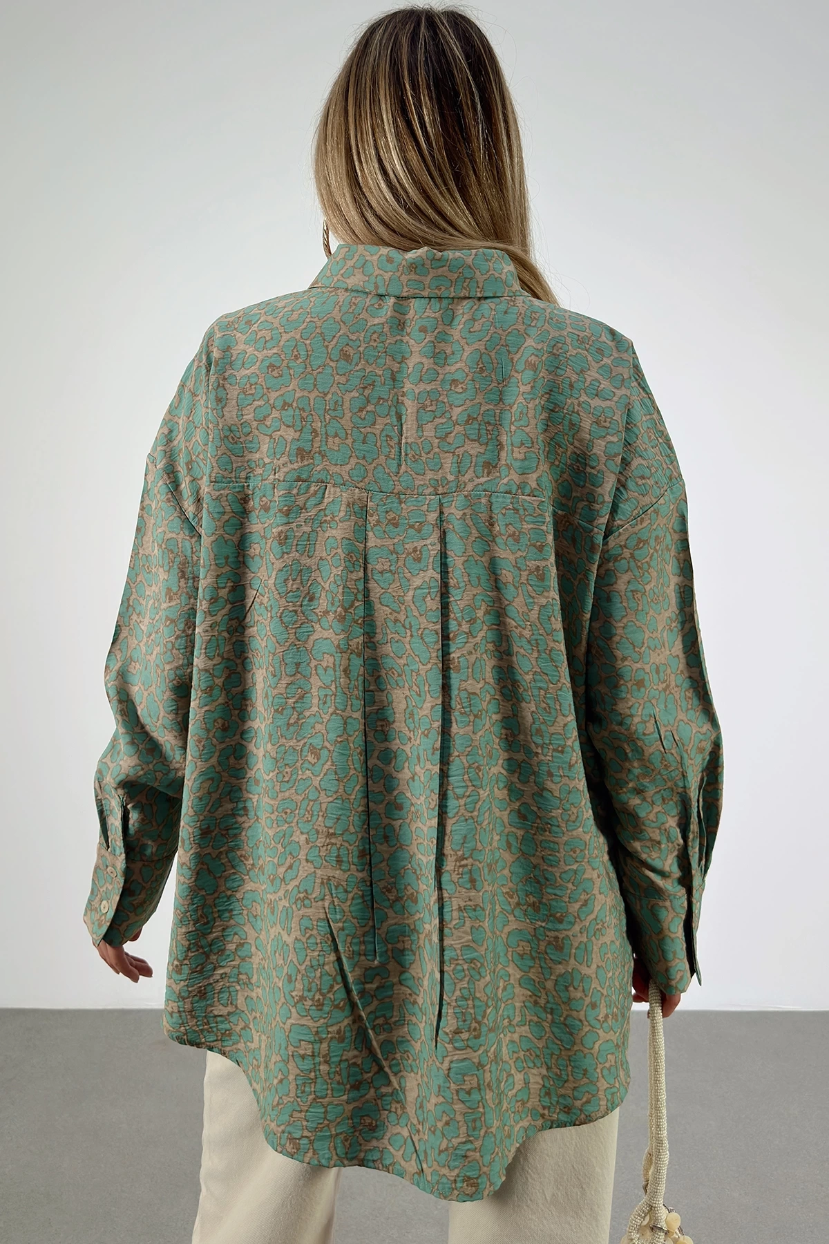 Leopar Desen Javanez Gömlek Yeşil