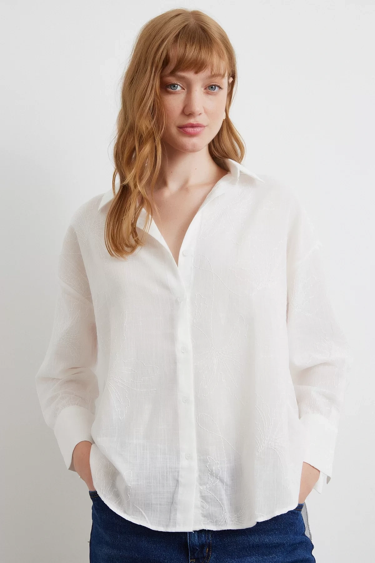 Nakış Detay Gömlek