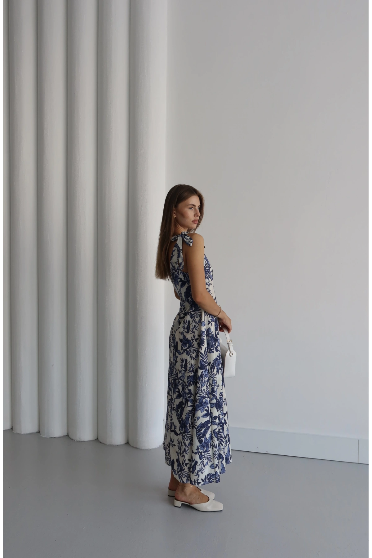 Omuz Askılı V Yaka Elbise Lacivert