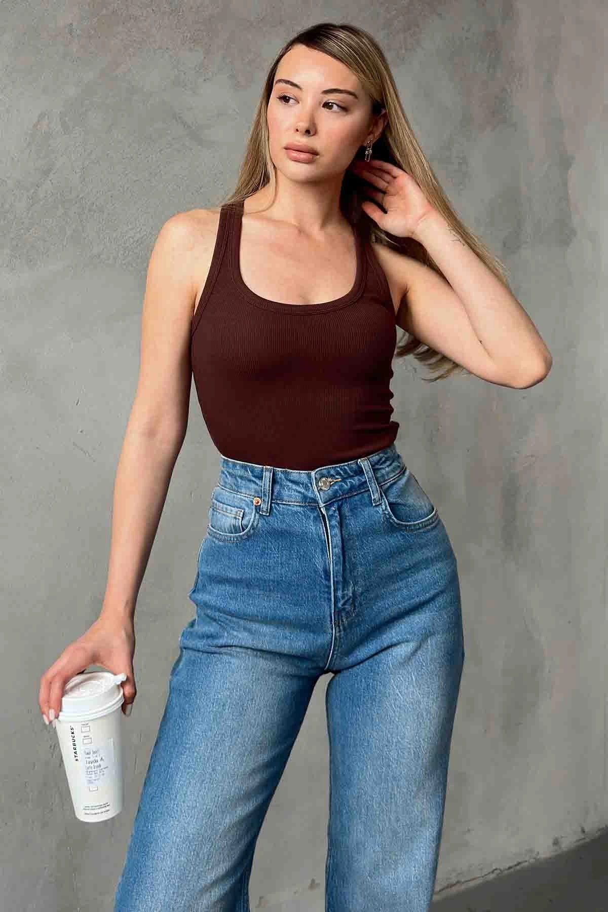 Önü Biyeli Atlet Kahve