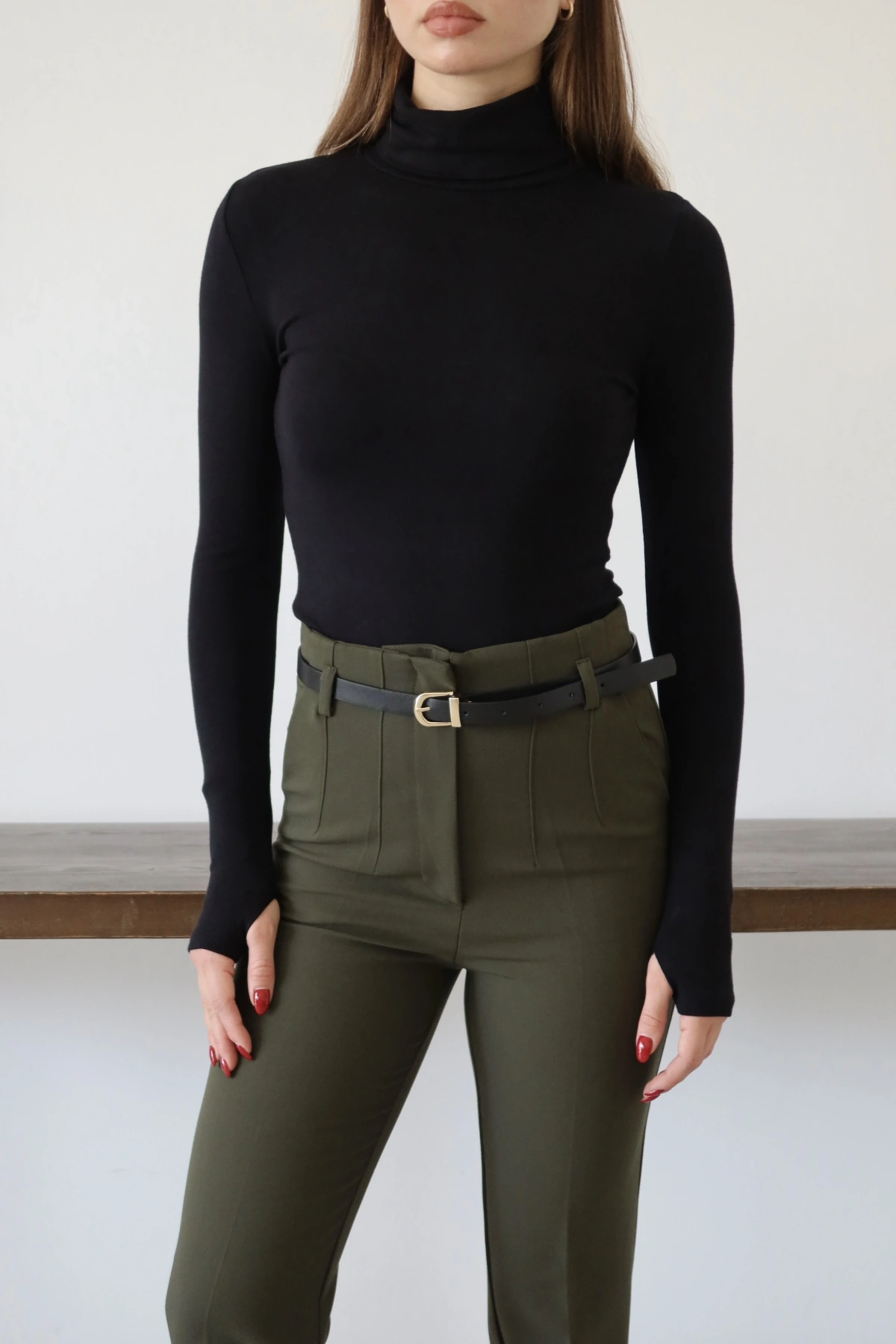 Önü Flotalı Kemerli Pantolon Haki