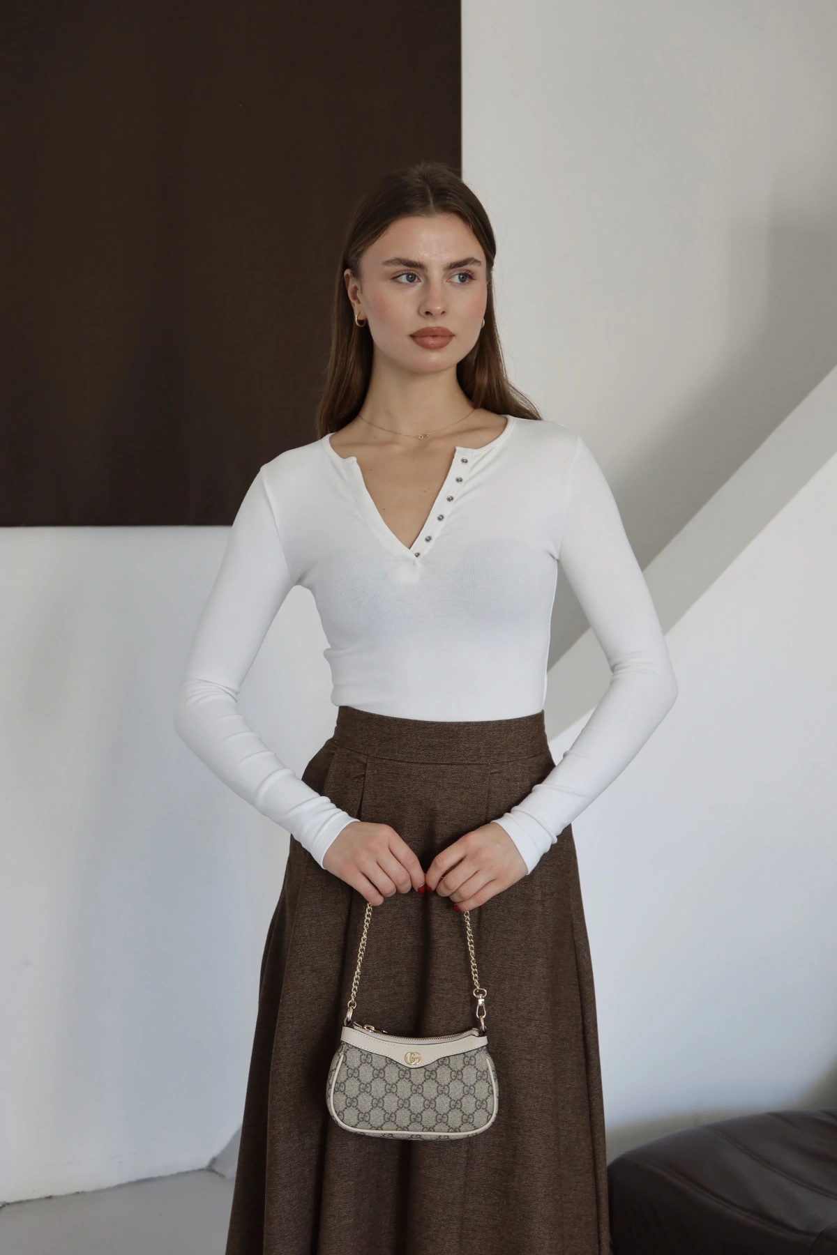 Patlı Çıtçıtlı T-Shırt Beyaz