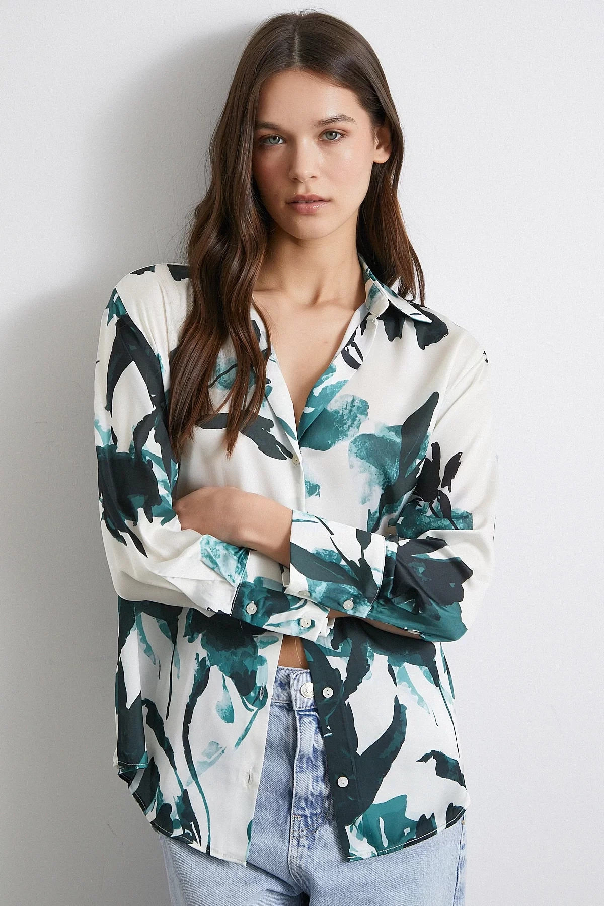 Saten Yüzeyli Desenli Gömlek Yeşil