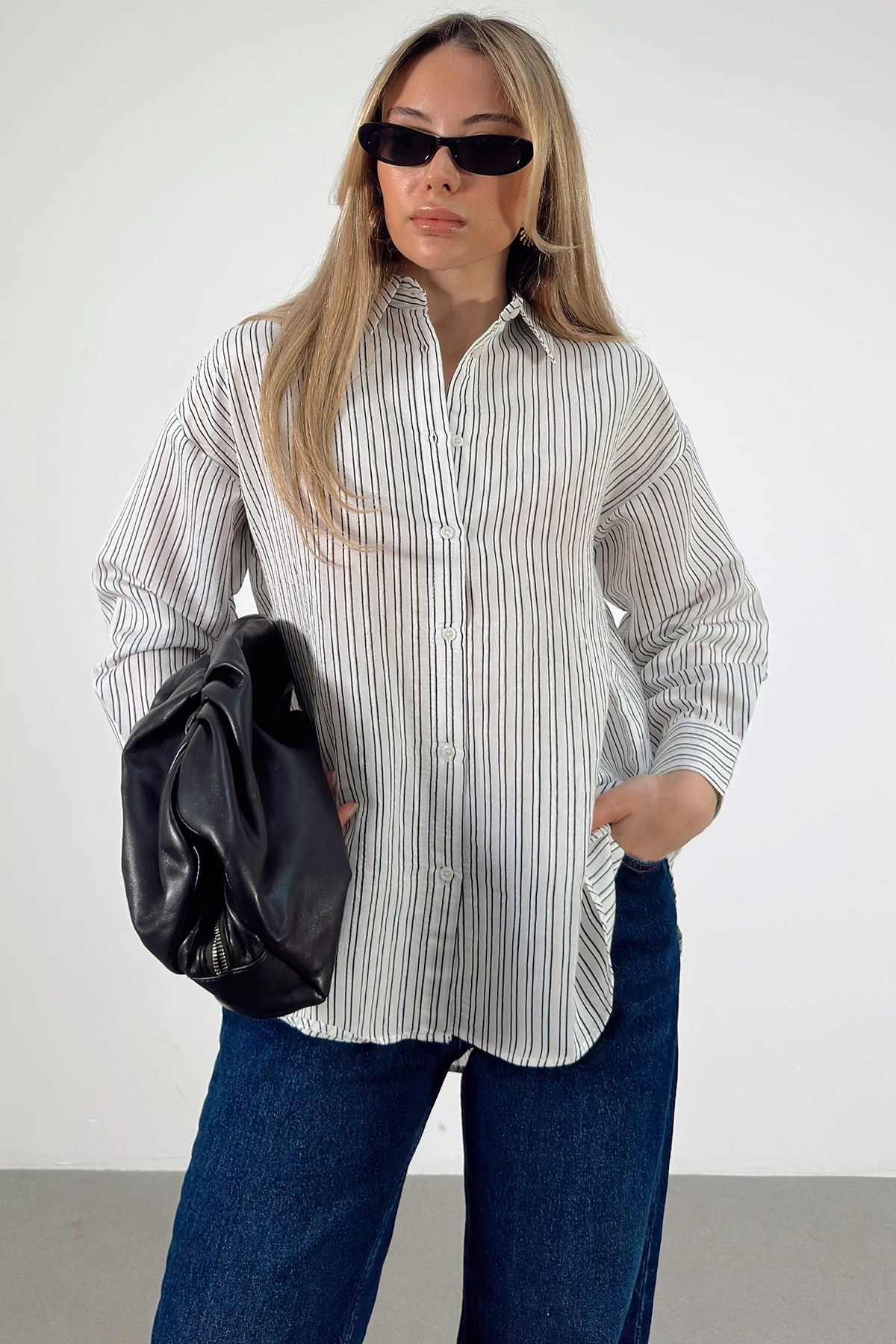 Simetrik Çizgili Gömlek Siyah
