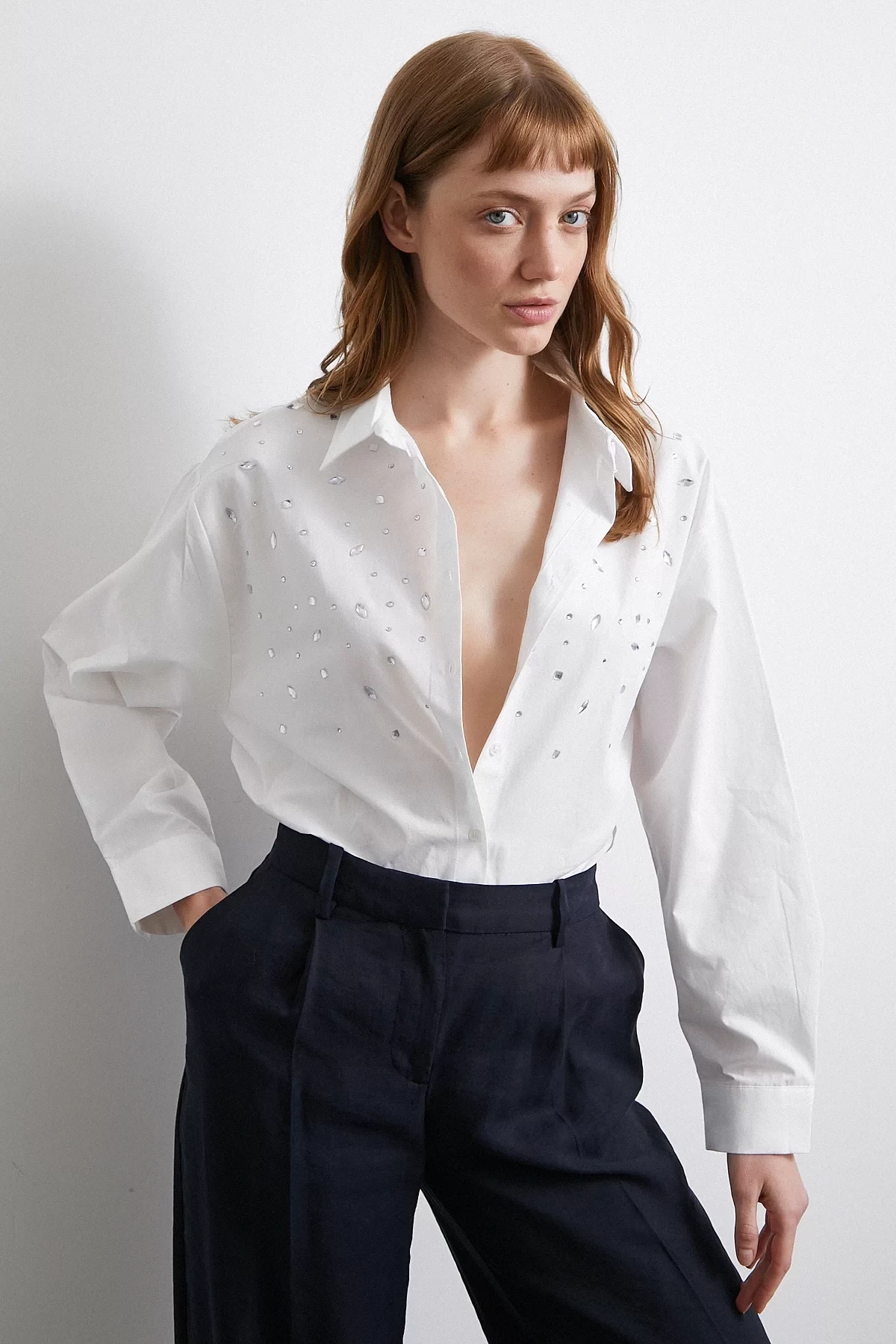 Taş Detaylı Gömlek Beyaz