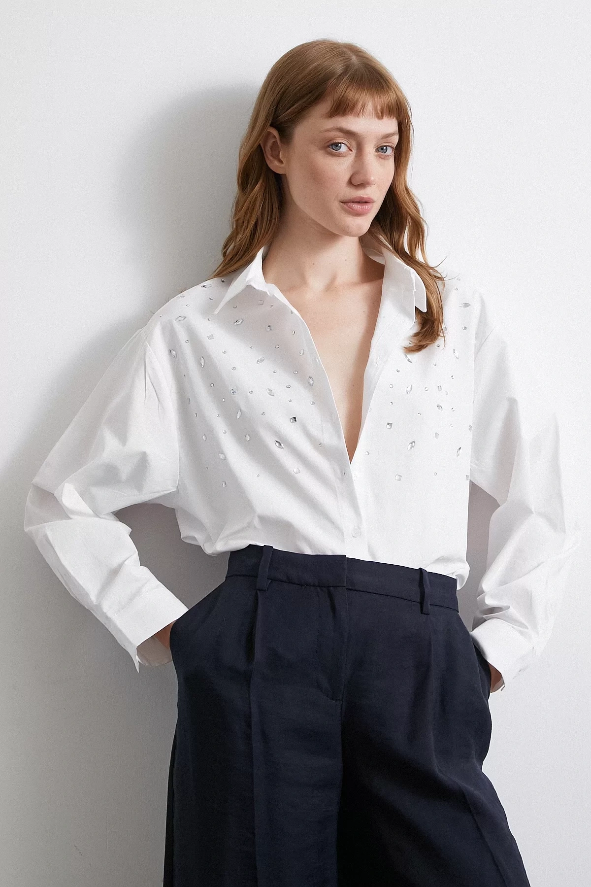 Taş Detaylı Gömlek Beyaz