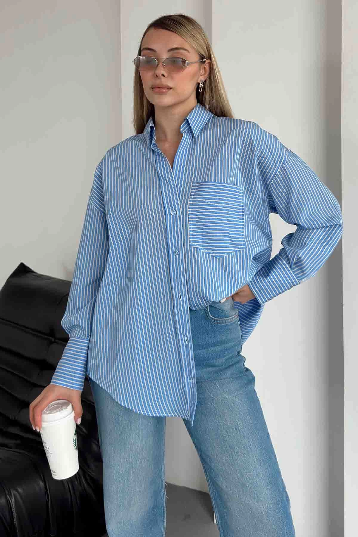 V Yaka Çizgili Gömlek Mavi