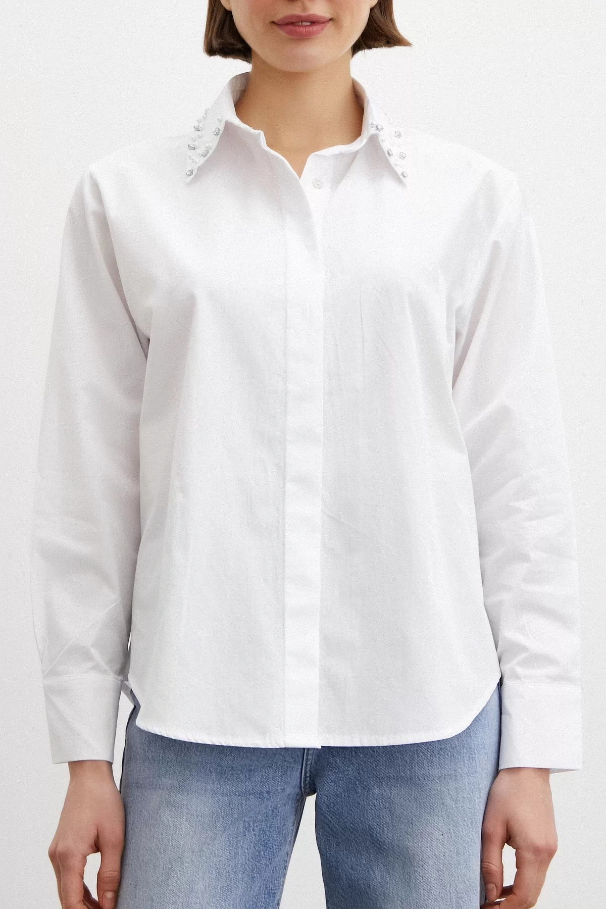 Yaka İncili Poplin Gömlek Beyaz