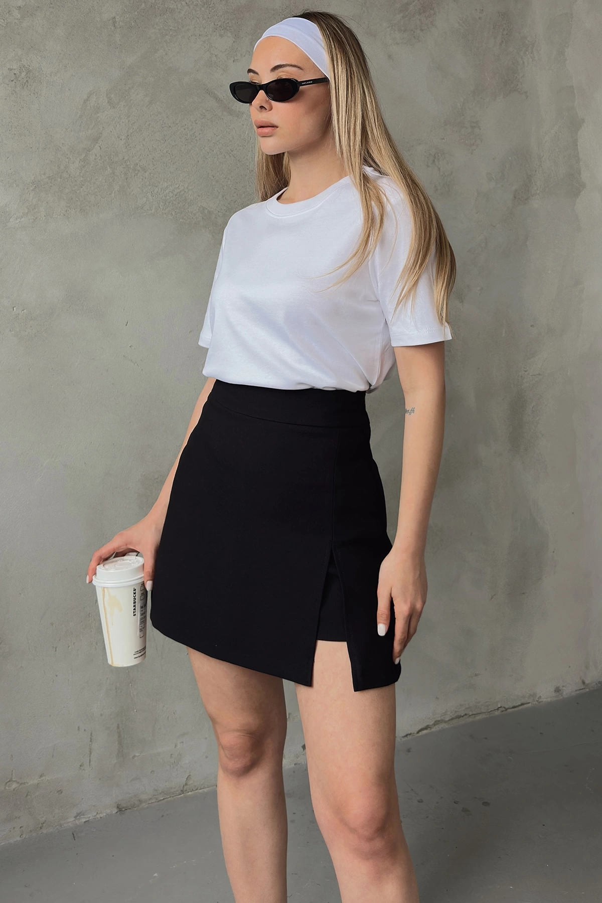 Yırtmaçlı Şort Etek Siyah