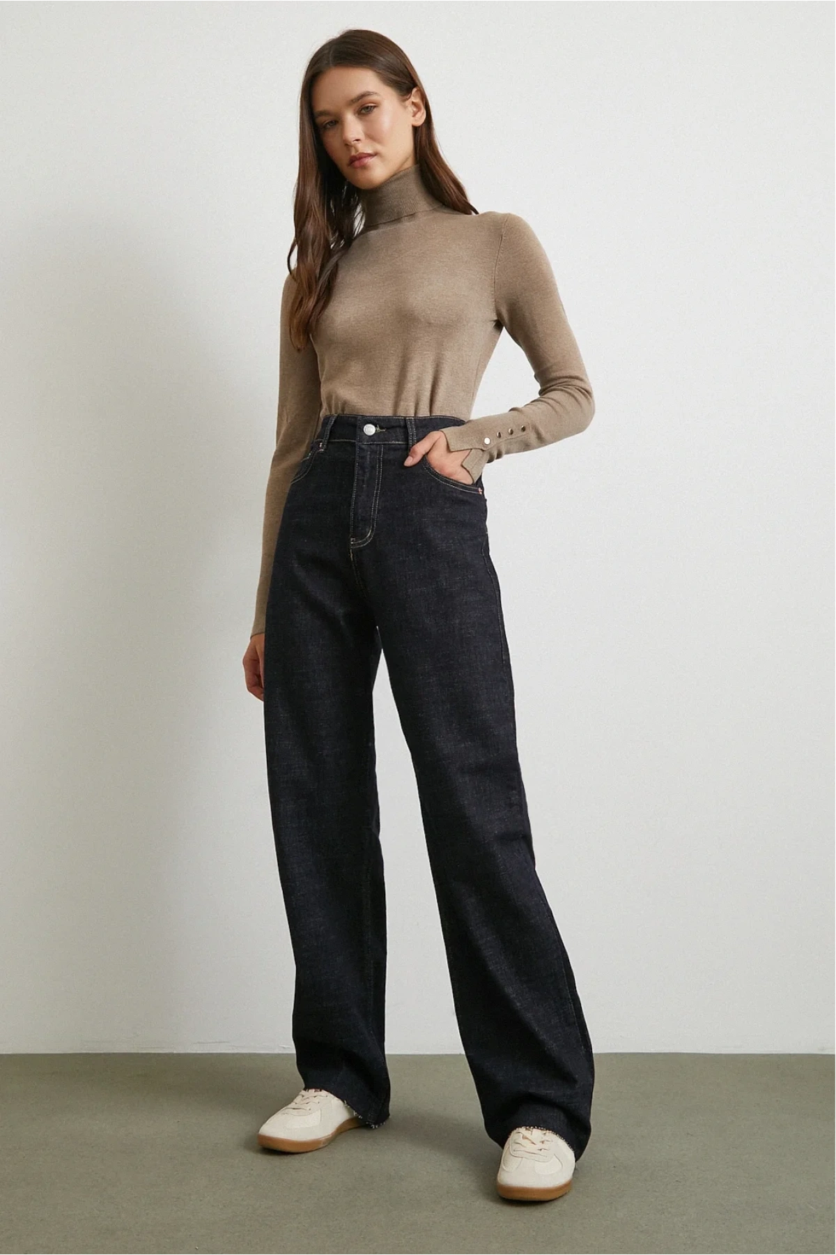 Yüksek Bel Kesik Boru Paça Jean Lacivert