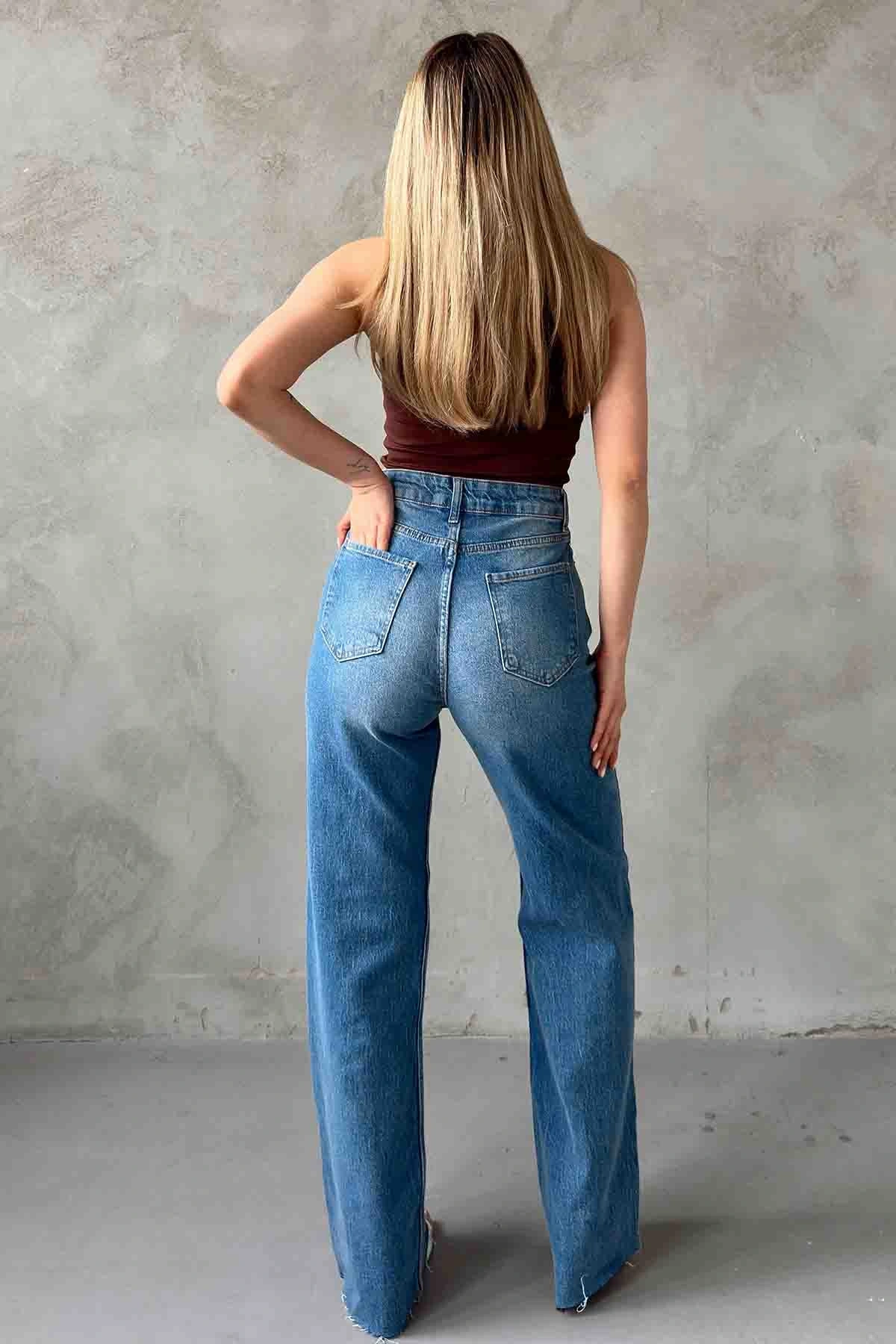 Yüksel Bel Kesik Geniş Paça Jean