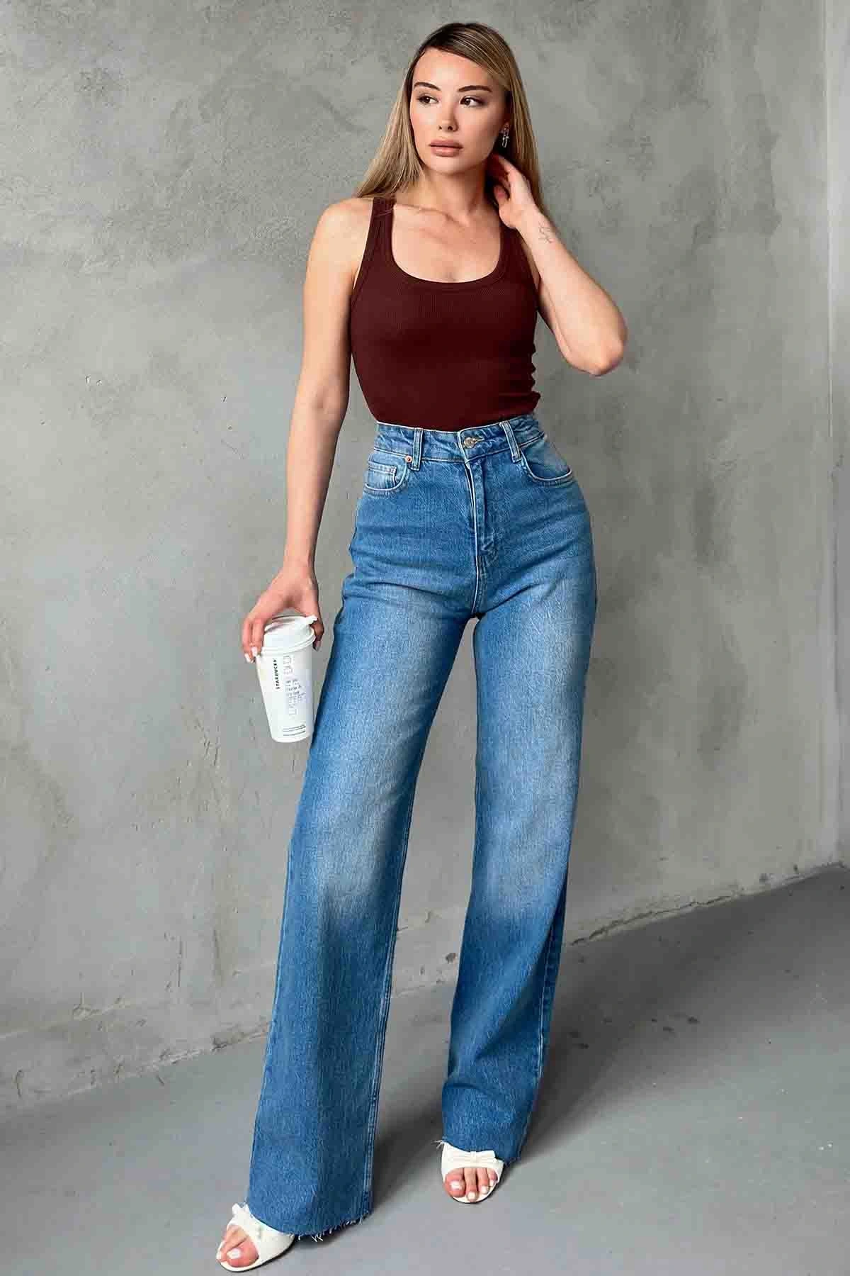 Yüksel Bel Kesik Geniş Paça Jean