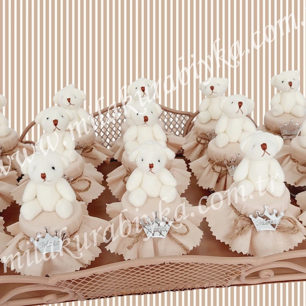 Kişiye Özel Ayıcık Temalı Kavanoz Hediyelik - Peluş Ayıcık Detaylı ve Gümüş Taç Pleksi İsimli