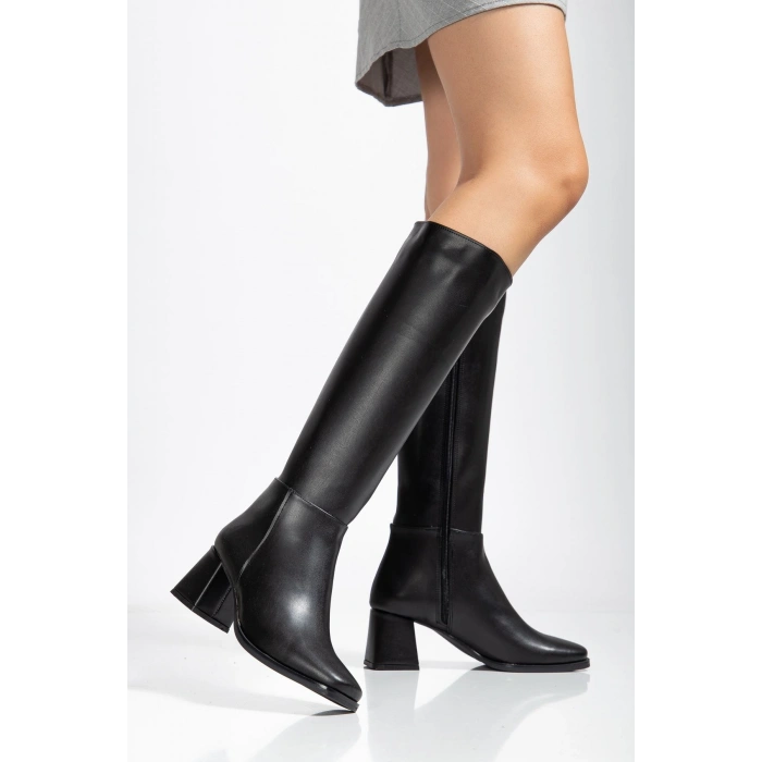 4804 Siyah Cilt Fermuarlı Günlük Bayan Çizme