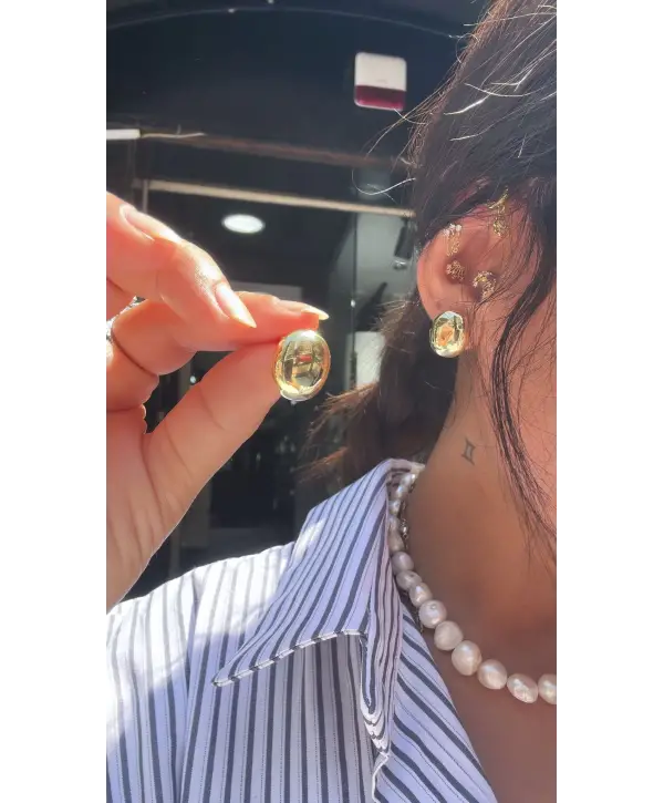 925 Ayar Gümüş Düğme Model Çivili Gold Küpe