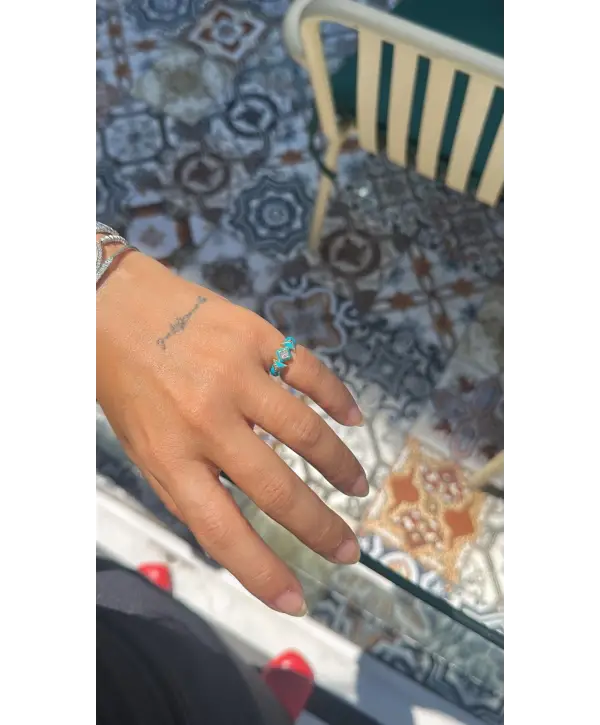 925 Ayar Gümüş Mavi Mineli Taş Detaylı Gold Yüzük