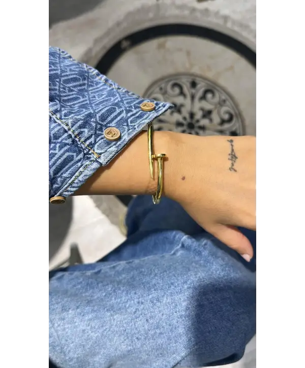 925 Ayar Gümüş İthal Marka Gold Çivili Bileklik