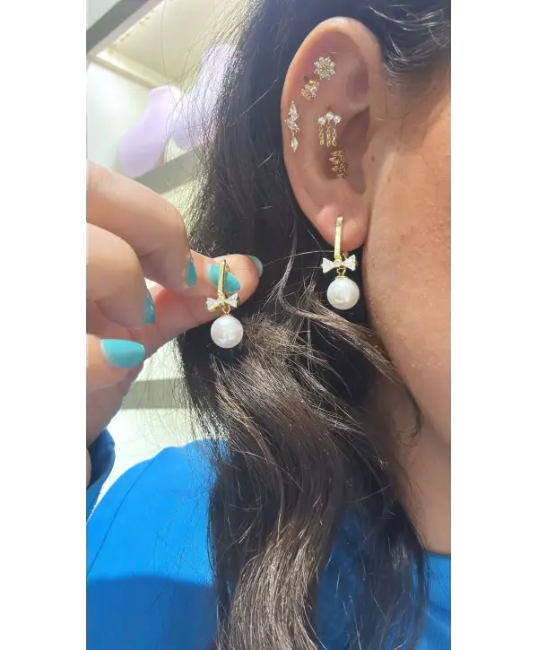 925 Ayar Gümüş İnci Model Kurdele Taşlı Küpe