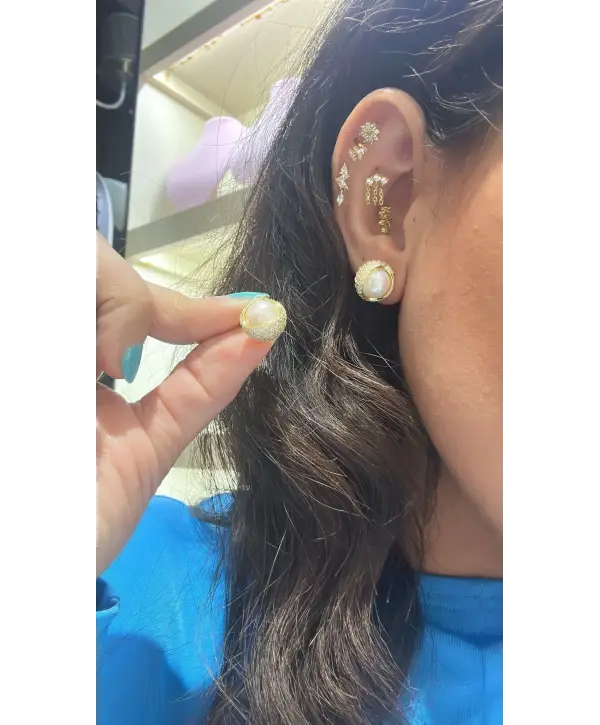 925 Ayar Gümüş İnci Detay Gold Küpe