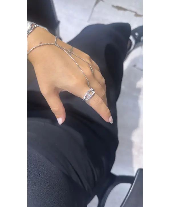 925 Ayar Gümüş İthal Marka Hareketli Taşlı Silver Yüzük