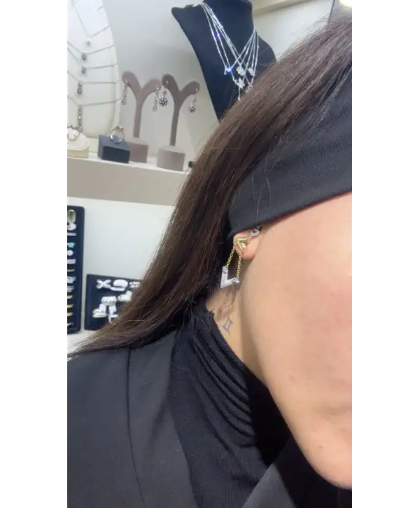 925 Ayar Gümüş Üçgen Model Trend Küpe