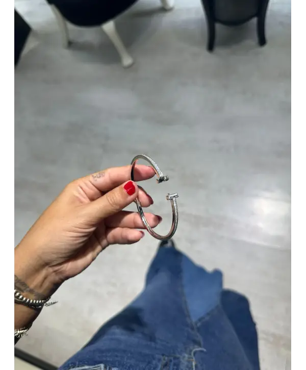 925 Ayar Gümüş Orjinal Marka Silver Üzeri Taşlı Kelepçe Bileklik