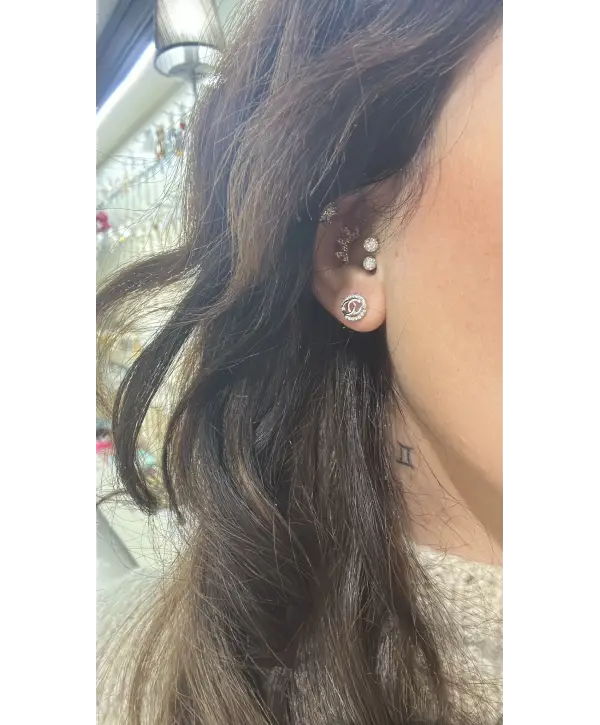 925 Ayar Gümüş Marka Çivili Küpe