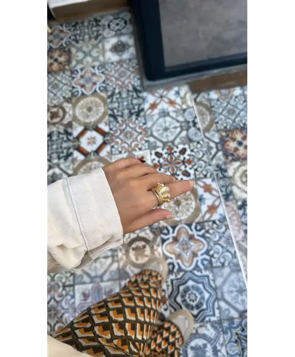 925 Ayar Gümüş Orjinal Marka Yaprak Model Gold Yüzük