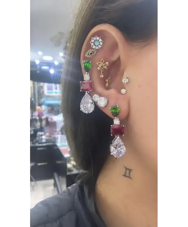 925 Ayar Gümüş Vip Renkli Taşlı Sallantılı Küpe