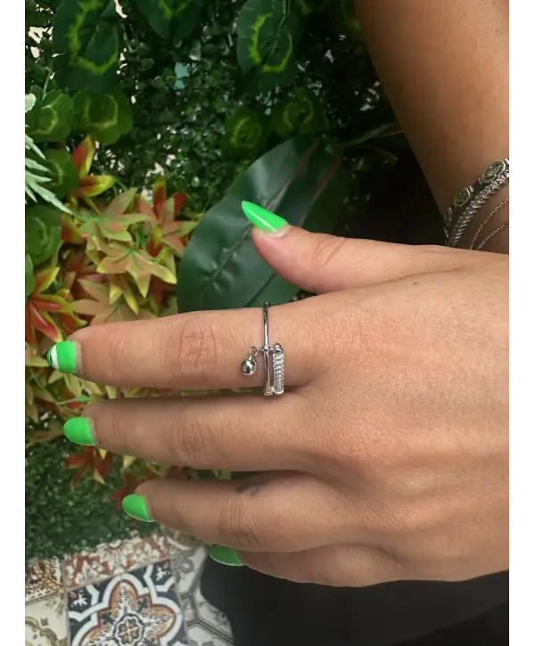 925 Ayar Gümüş Sallantılı Top Yarı Taşlı Yüzük