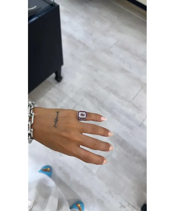 925 Ayar Gümüş Yakut Taş Renk Kare Yüzük