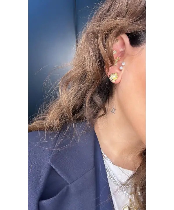 925 Ayar Gümüş İnci Detaylı Vidalı Trend Küpe