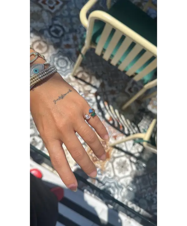 925 Ayar Gümüş Renkli Taşlı Üst Ayarlamalı Gold Yüzük