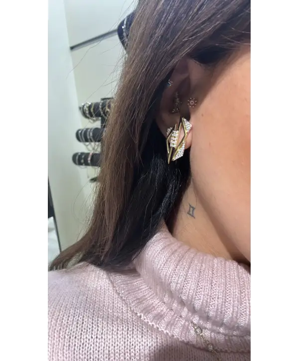 925 Ayar Gümüş Çivili Asimetrik Desenli Gold Küpe