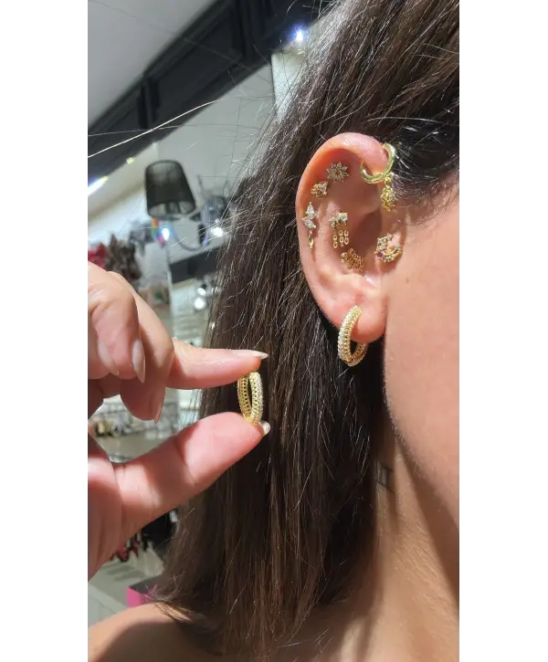 925 Ayar Gümüş Tek Sıra Taşlı Altın Model Halka Küpe