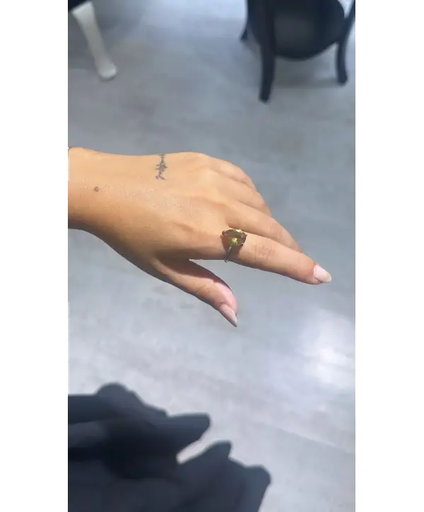 925 Ayar Gümüş Zultanit Taşlı Damla Model Yüzük