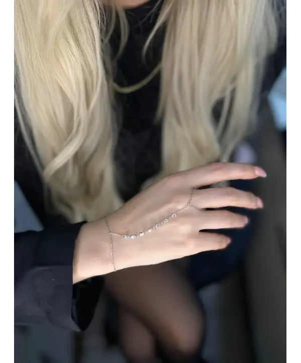 925 Ayar Gümüş Beyaz Sıra taşlı Şahmeran