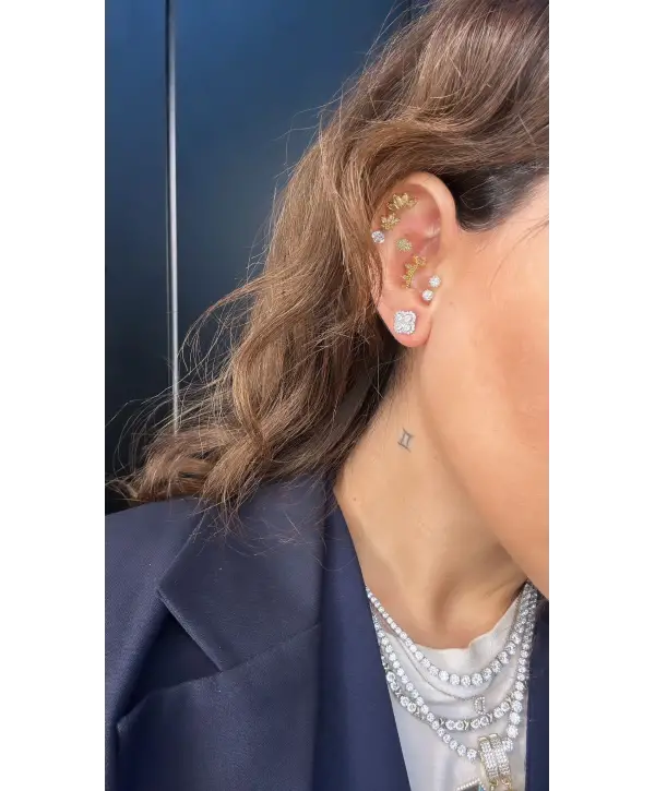 925 Ayar Gümüş Sedefli Yonca Küpe