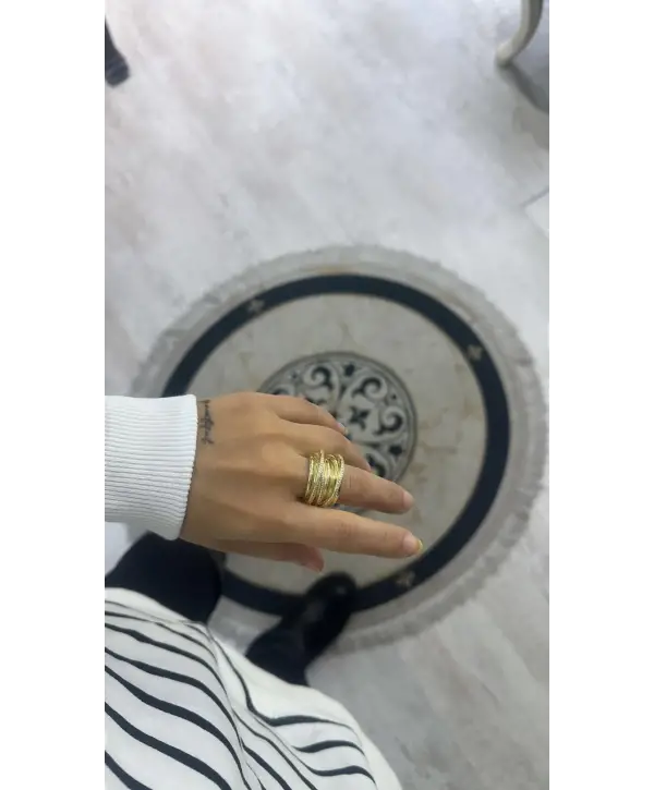 925 Ayar Gümüş Bombeli Taş Detay Altın Model Yüzük