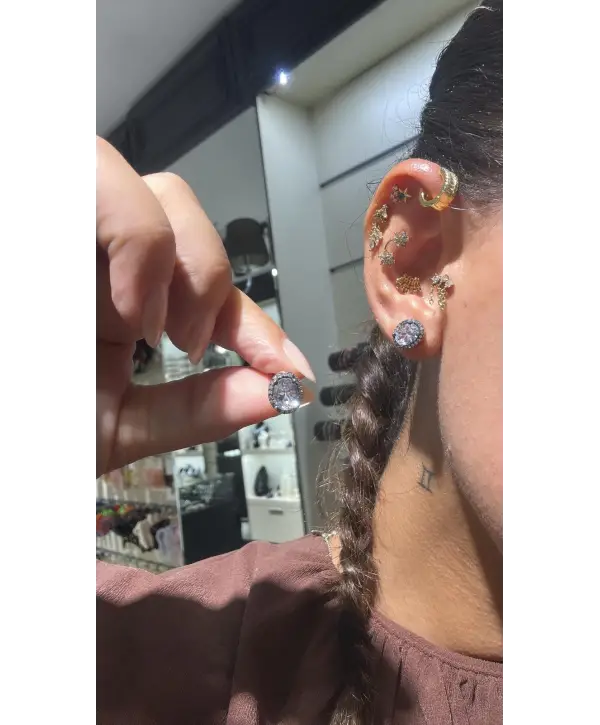 925 Ayar Gümüş Elmas Montür Oval Model Çivili Küpe