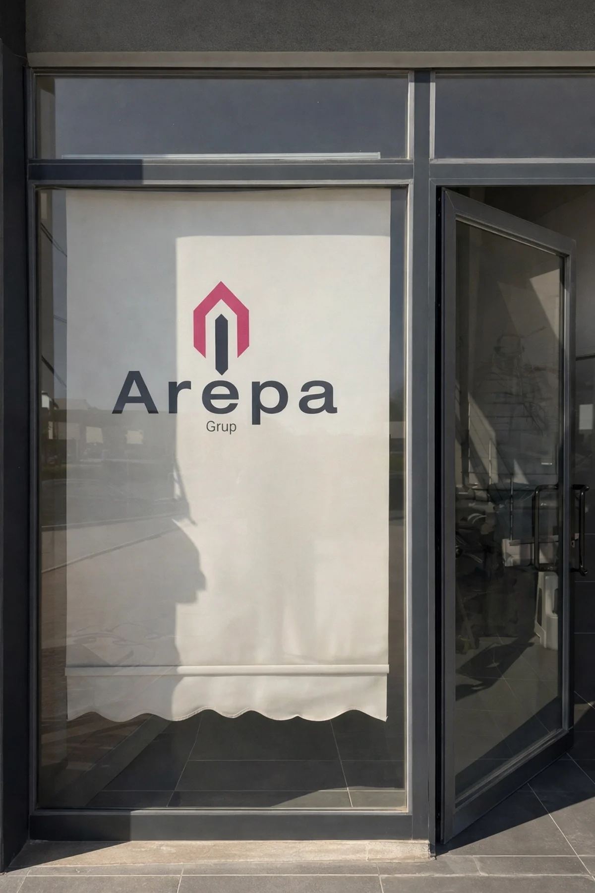 Valerine Life Ekru Zebra Stor Perde İşyeri Ofis Kişiye İsme Firmaya Özel Logolu Güneşlik