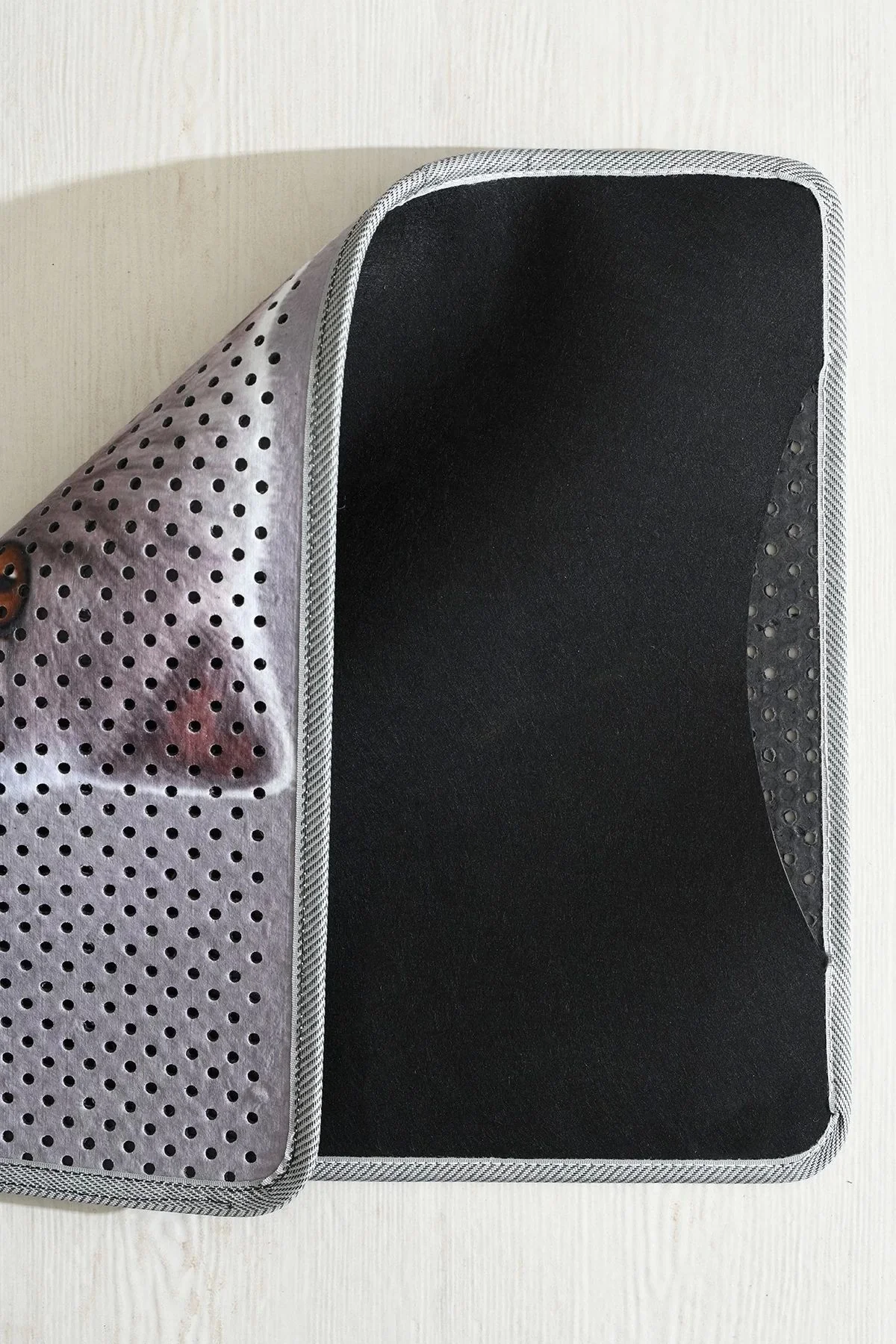 MatGo Pati Kedi Kumu Matı Çift Katlı Sıvı Geçirmez Kaymaz Elekli Yıkanabilir Kedi Tuvaleti Paspası 40x60cm