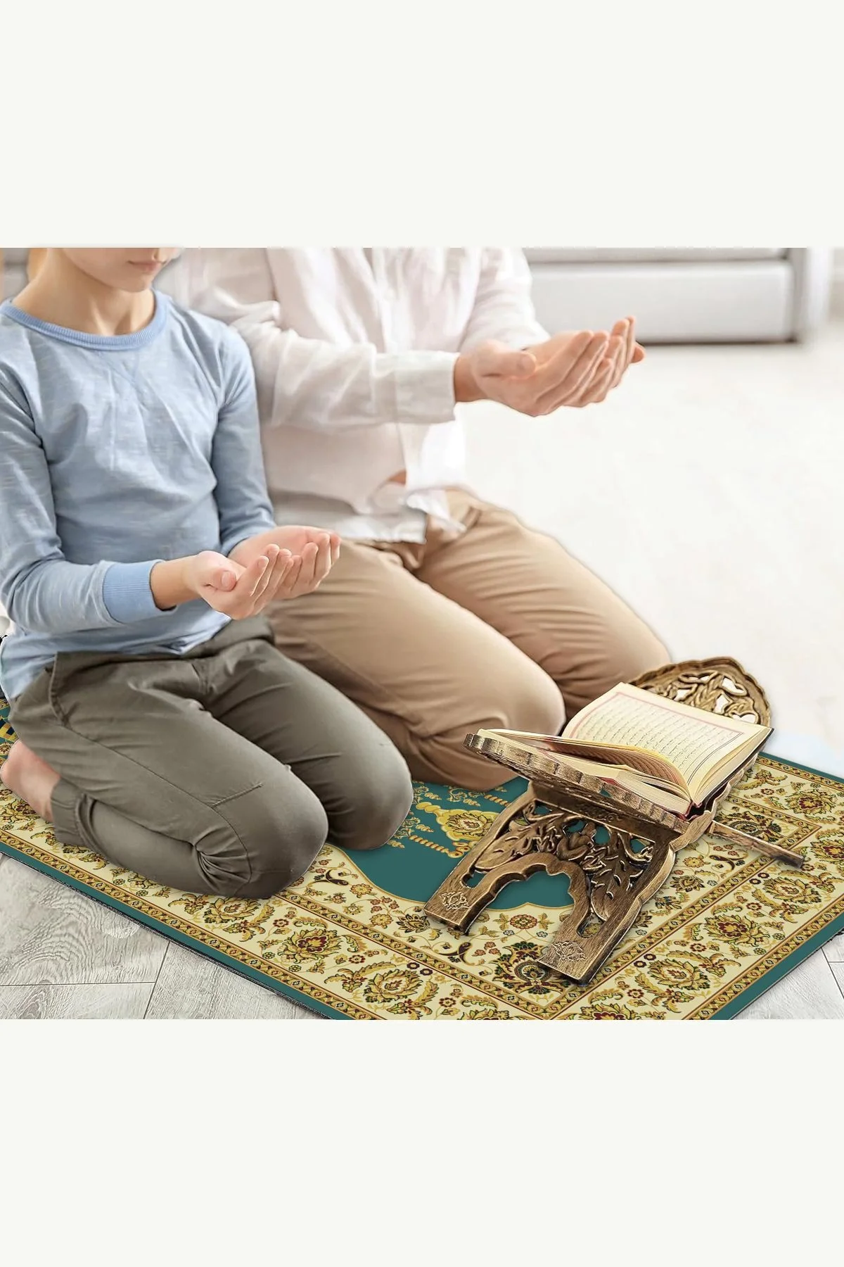 Ravabi Rug Araç İçi ve İşyeri İçin Deri Tabanlı Namazlık, Çantalı Hediyelik Seyahat Seccadesi 70x110cm 21RSD231021