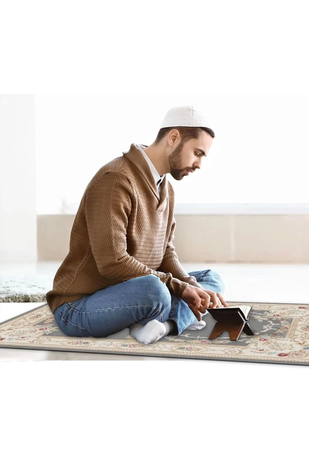 Ravabi Rug Araç İçi ve İşyeri İçin Deri Tabanlı Namazlık, Çantalı Hediyelik Seyahat Seccadesi 70x110cm 21RSD231019