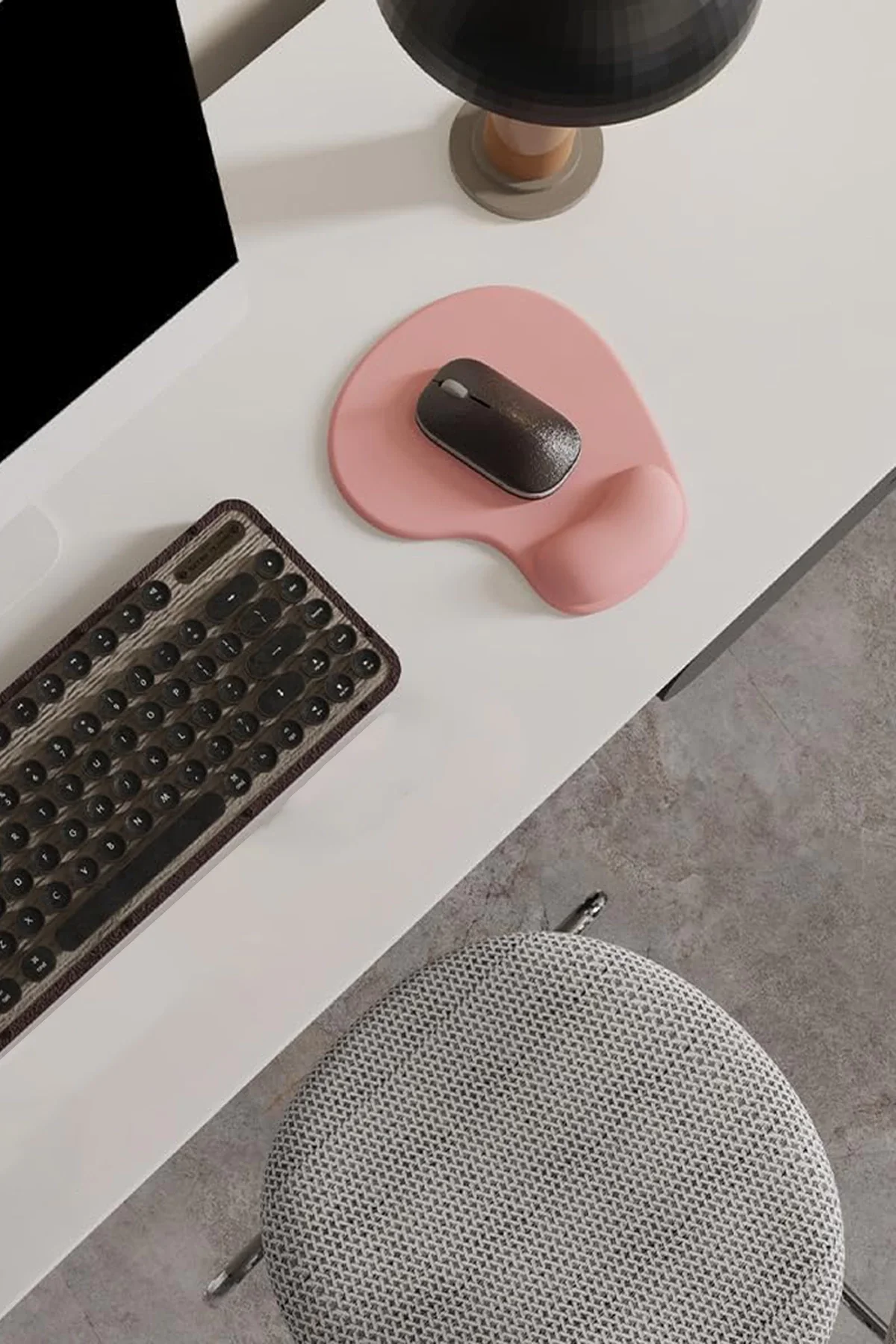 SonicTouch Bilek Destekli Pembe Damla Tipi Pürüzsüz Yüzey Dikişsiz Gamer Oyuncu Mouse Pad 20x22cm