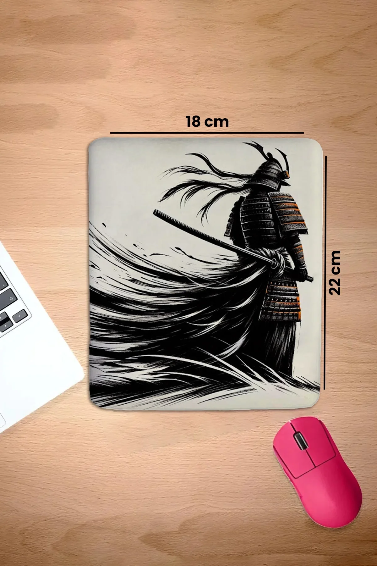 SonicTouch Bilek Destekli Samuray Siyah Beyaz Dikdörtgen Pürüzsüz Yüzey Dikişsiz Mouse Pad 18x22cm