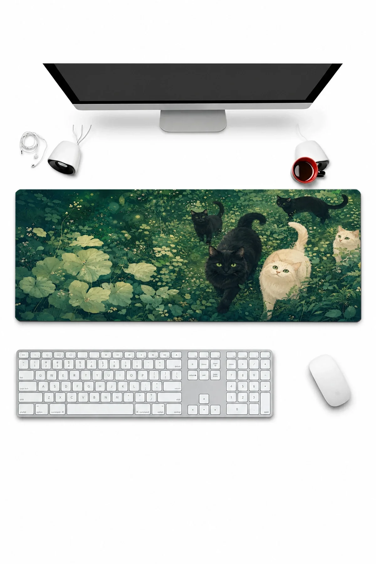 SonicTouch Klavye Mousepad 32x70cm Zümrüt Bahçenin Kedileri Pürüzsüz Sıvı Geçirmez Kaymaz Taban