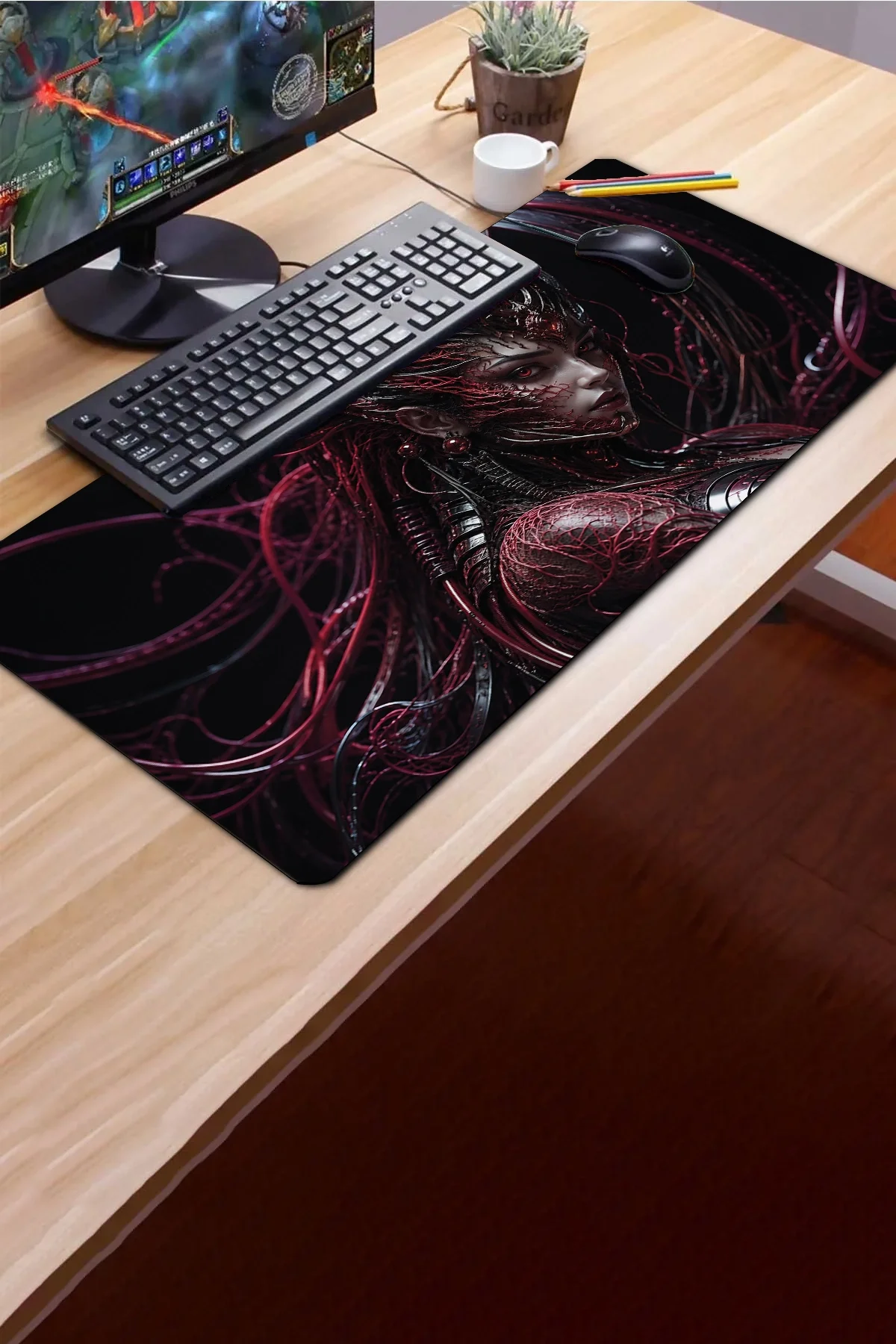 SonicTouch Klavye Mousepad 40x90cm Kızıl Siber Kraliçe Dikişsiz Pürüzsüz Sıvı Geçirmez Kaymaz Taban